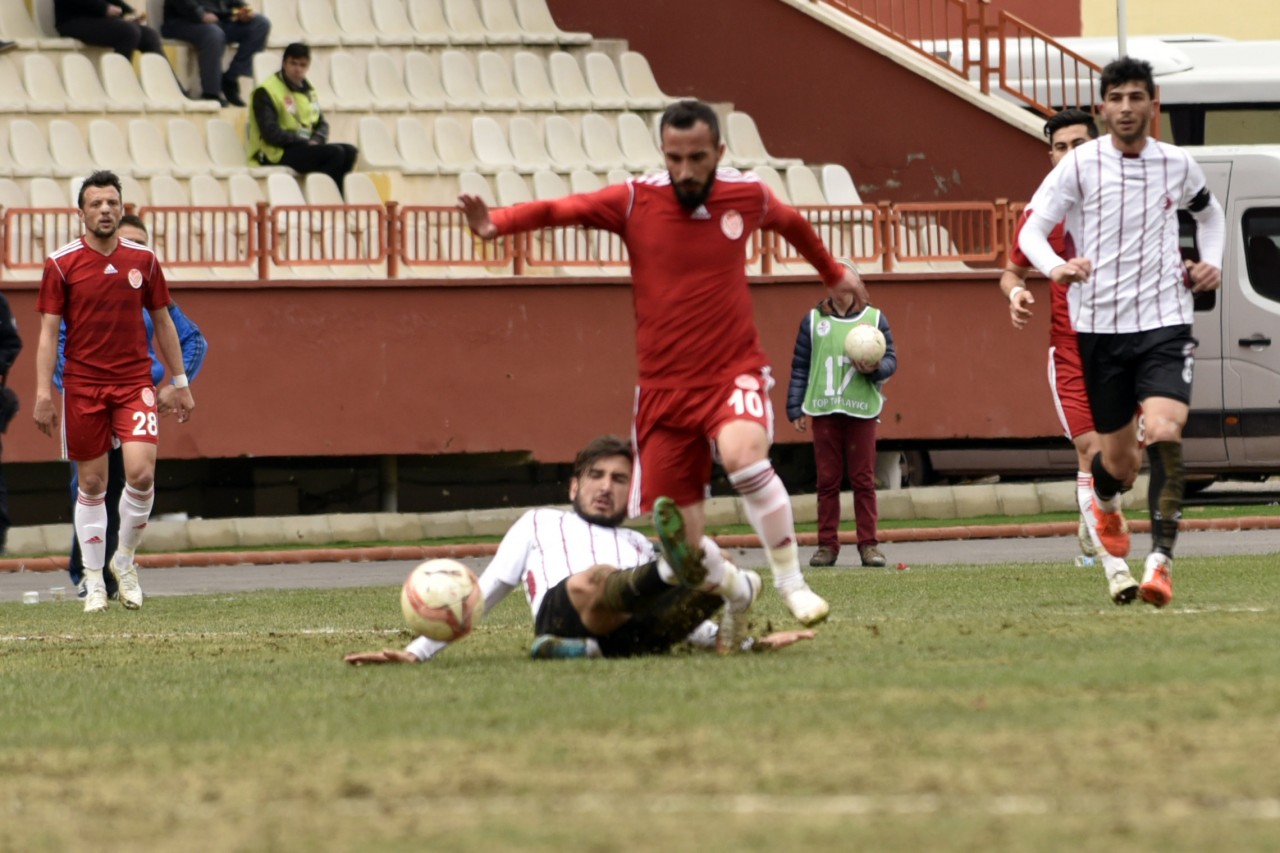 Gümüş Kartal'ı aşamadı: 0-0 13