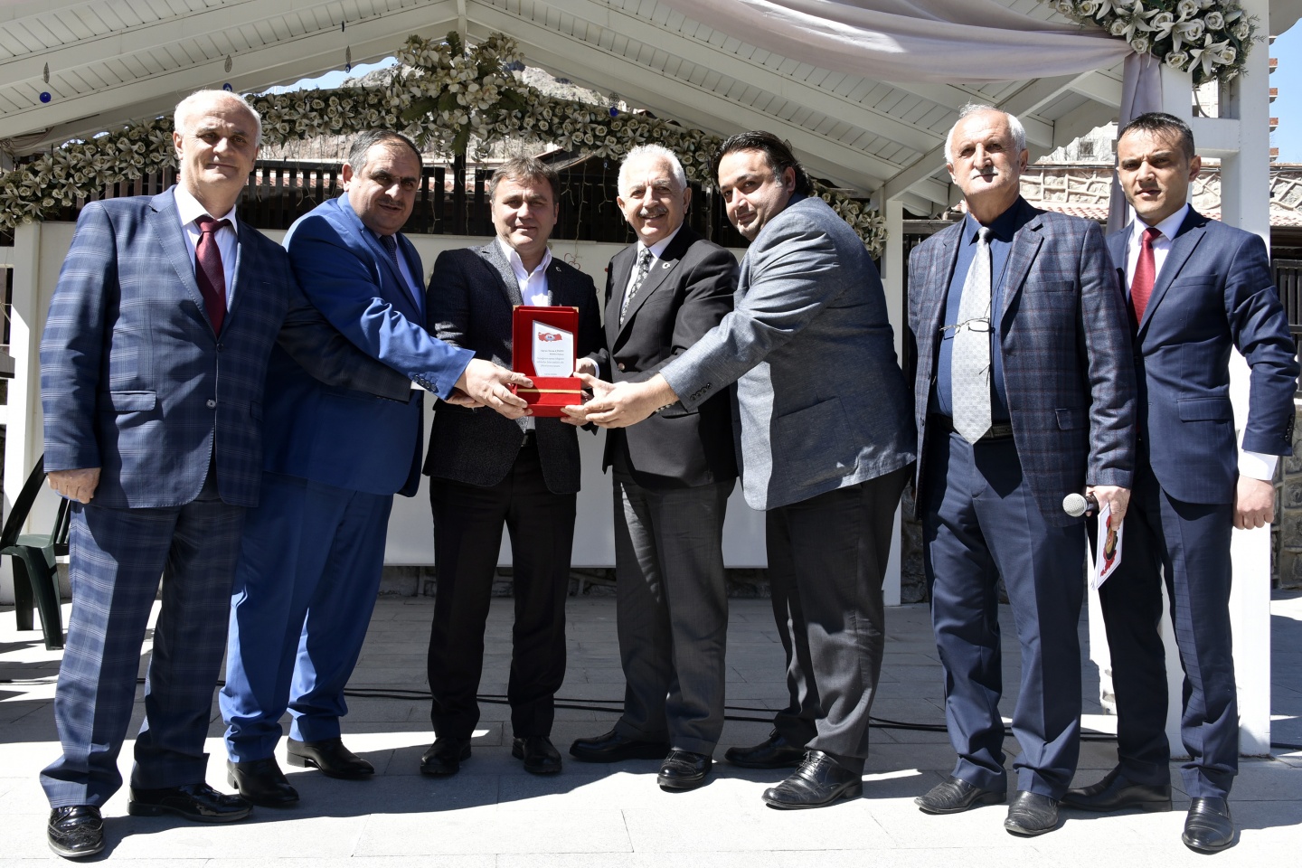 Gümüşhane Muhtarlar Derneği minibüsüne kavuştu 7