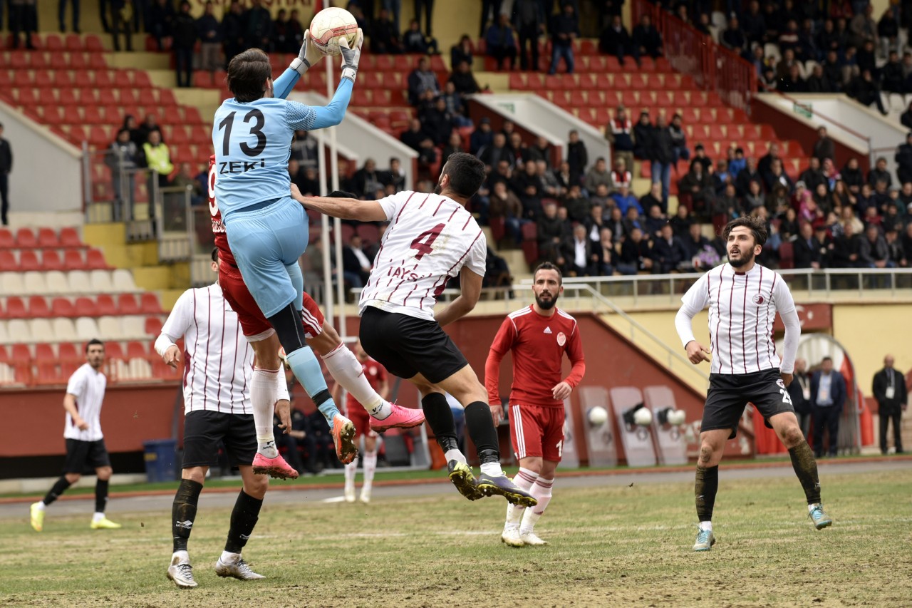 Gümüş Kartal'ı aşamadı: 0-0 21