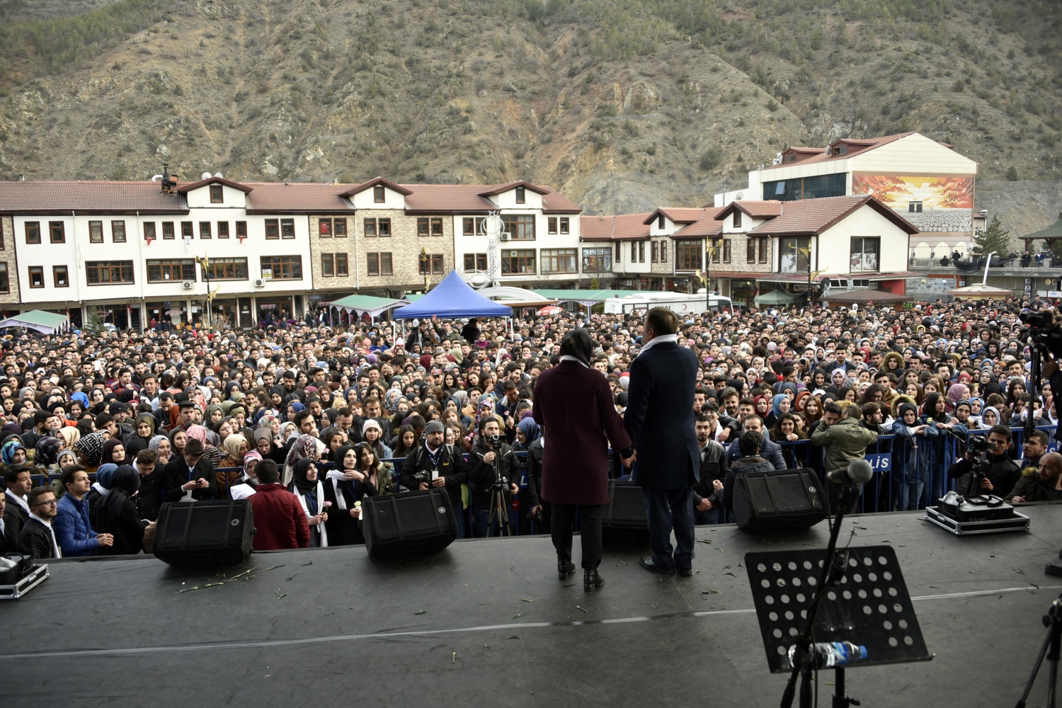 Gümüşhane’de Başkan Çimen’e destek konseri 93