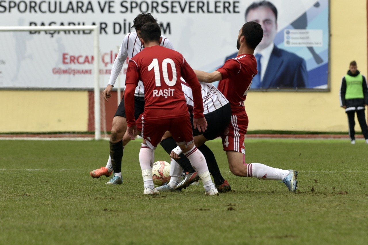 Gümüş Kartal'ı aşamadı: 0-0 31
