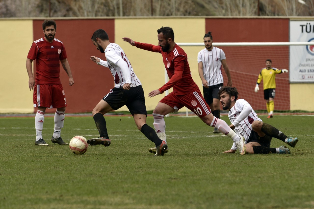 Gümüş Kartal'ı aşamadı: 0-0 33