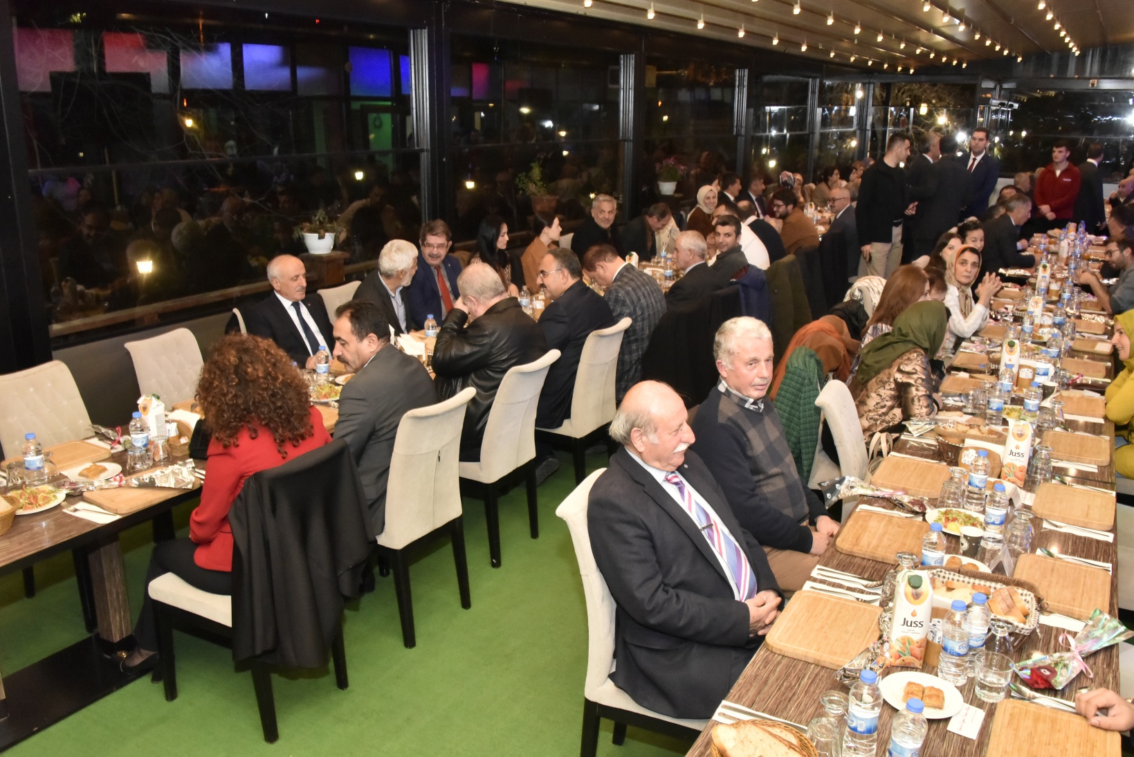 Öğretmenler yemekte buluştu 19