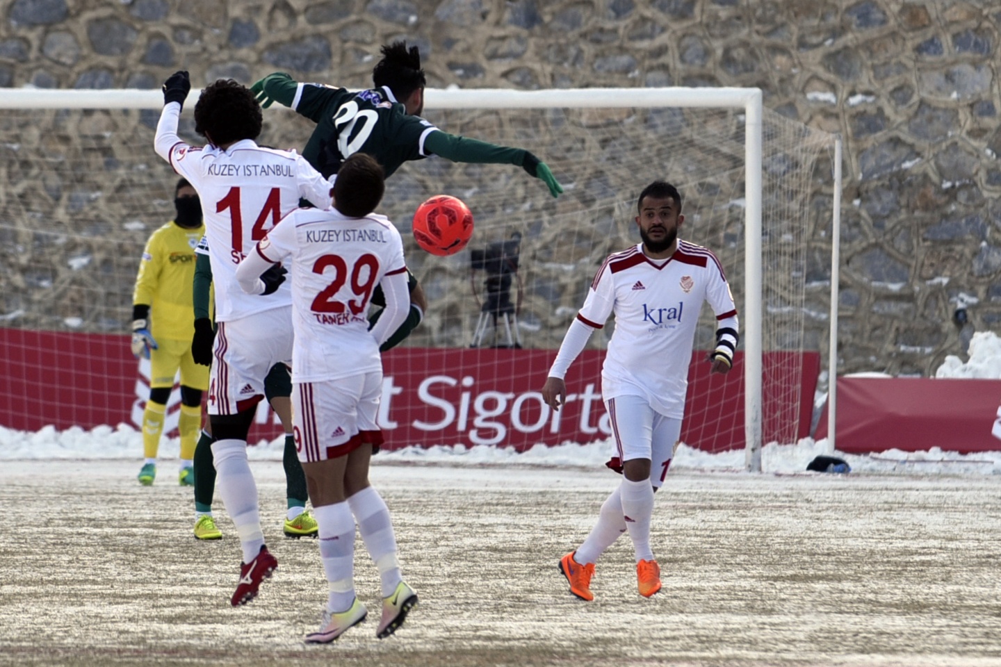 Harikasın Gümüş'üm: 1-1 75