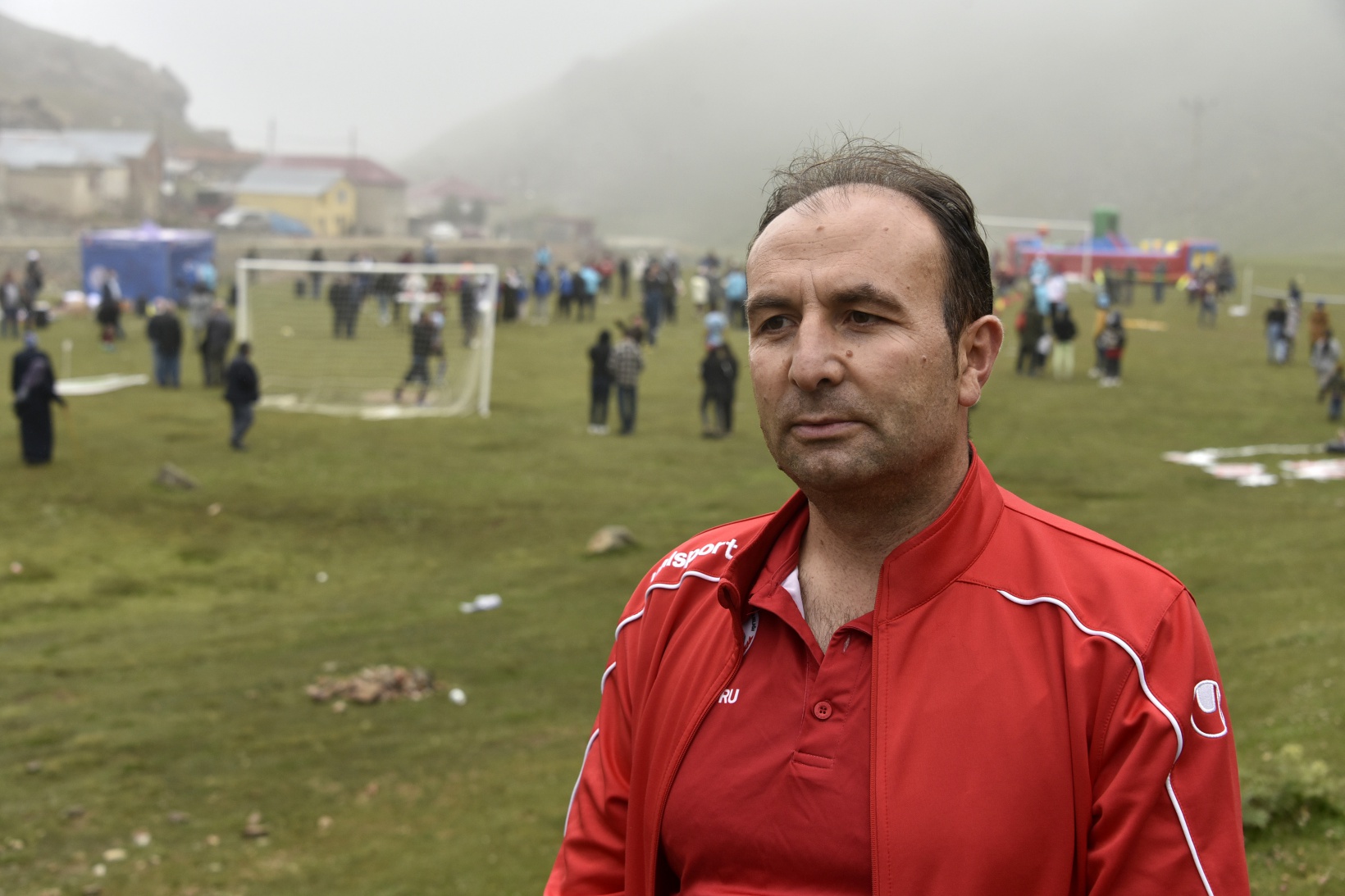 2 bin metredeki yaylada spor şenliği yapıldı 15