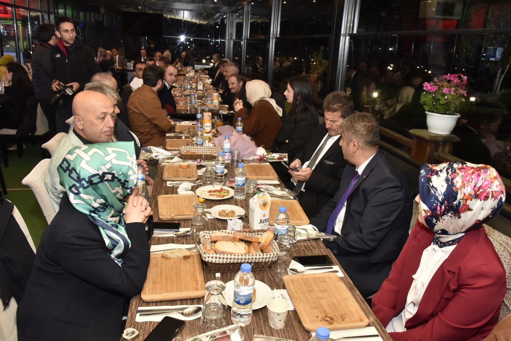 Öğretmenler yemekte buluştu 9