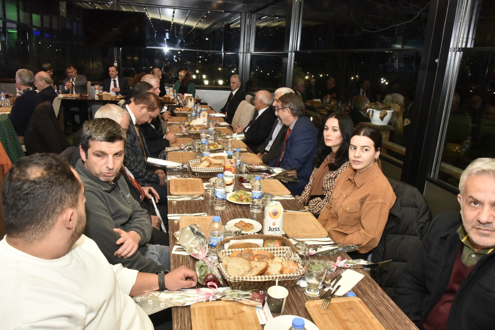 Öğretmenler yemekte buluştu 15