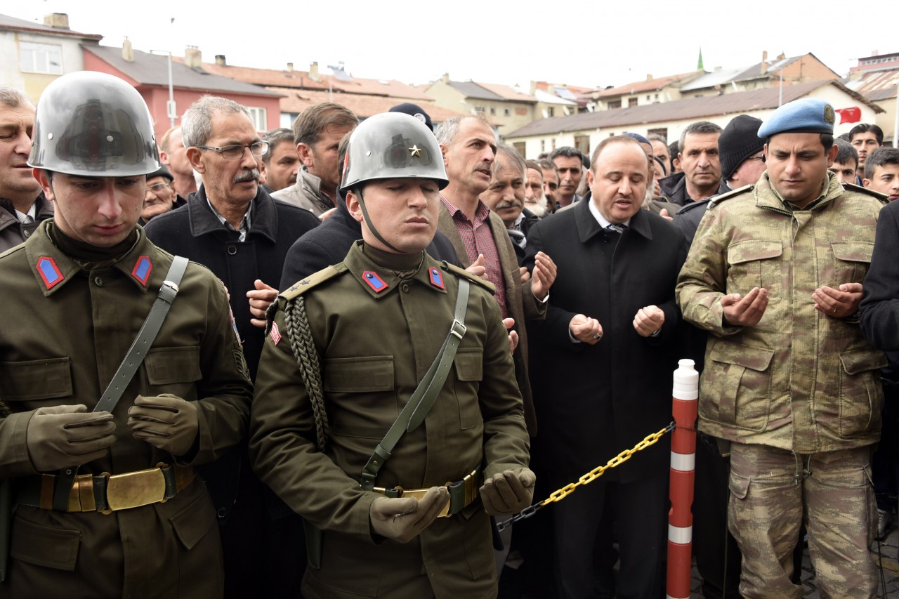 Şehit Üsteğmen Keskin Baba ocağında 7