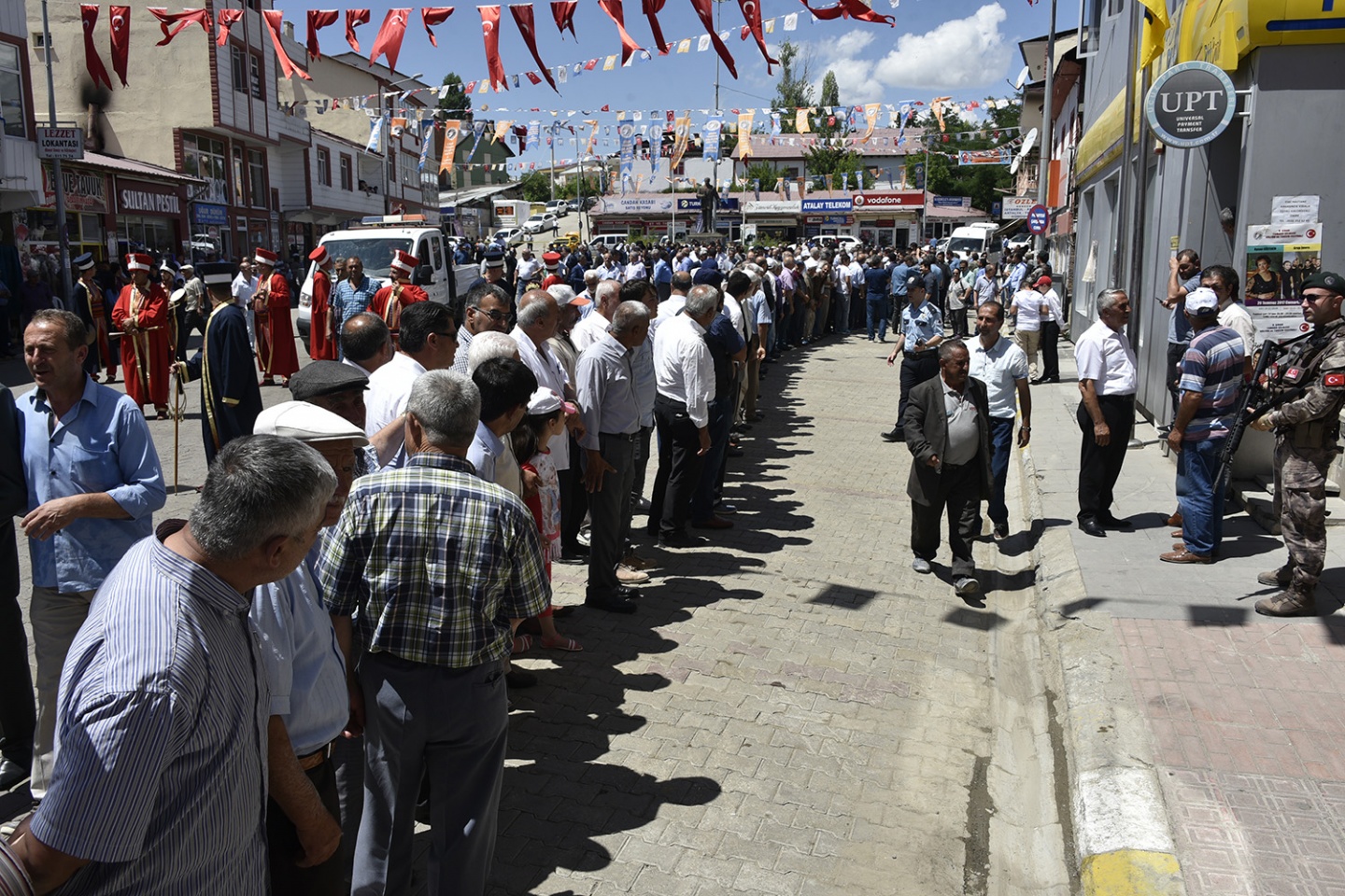 Başbakan Yardımcısı Fikri Işık Şiran'da 5