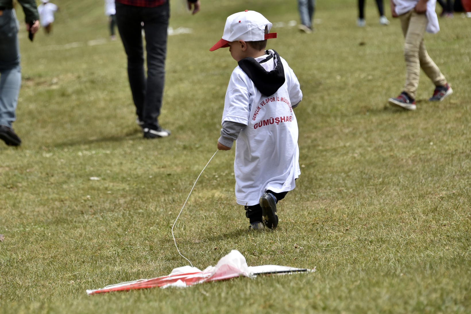 2 bin metredeki yaylada spor şenliği yapıldı 47
