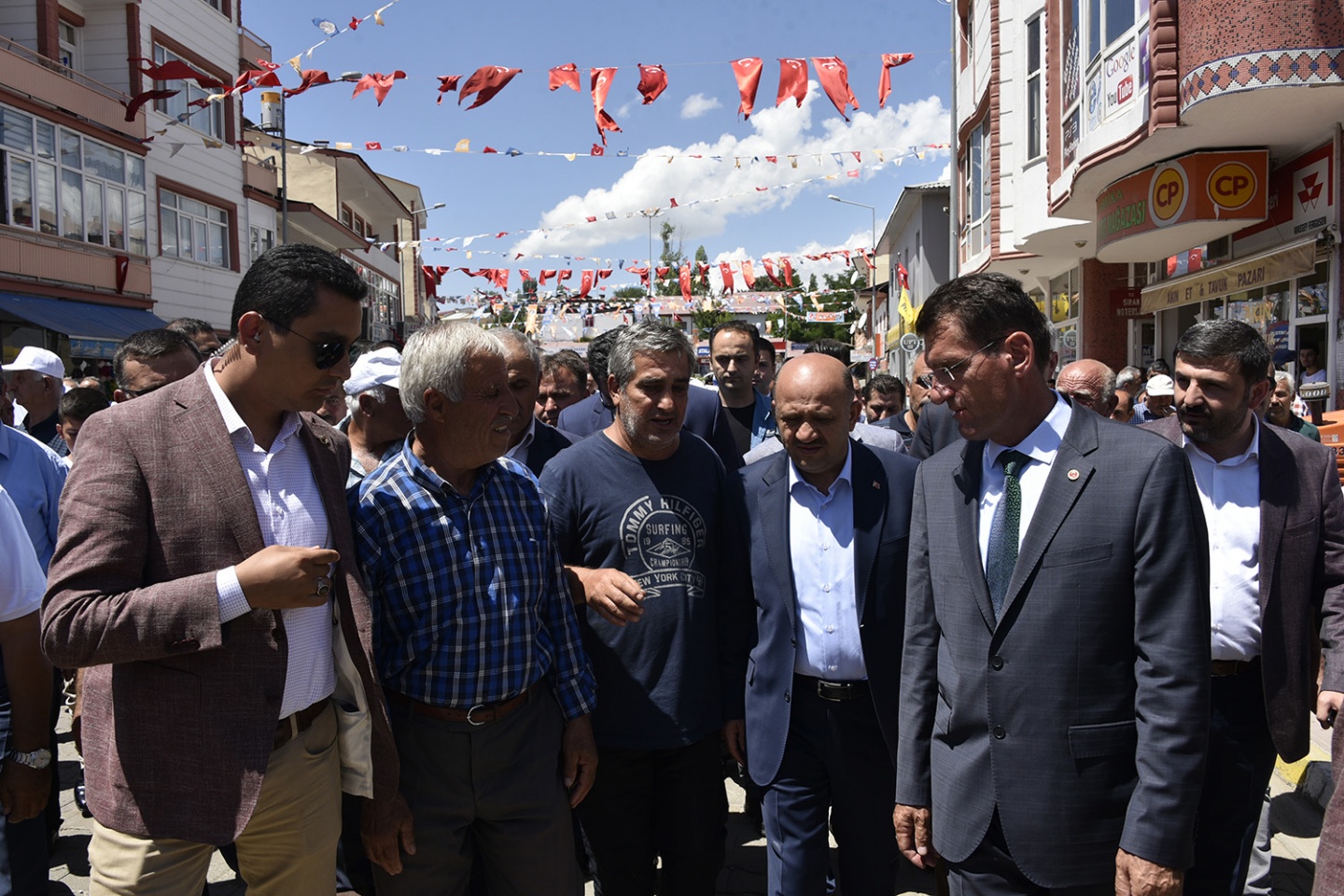 Başbakan Yardımcısı Fikri Işık Şiran'da 3