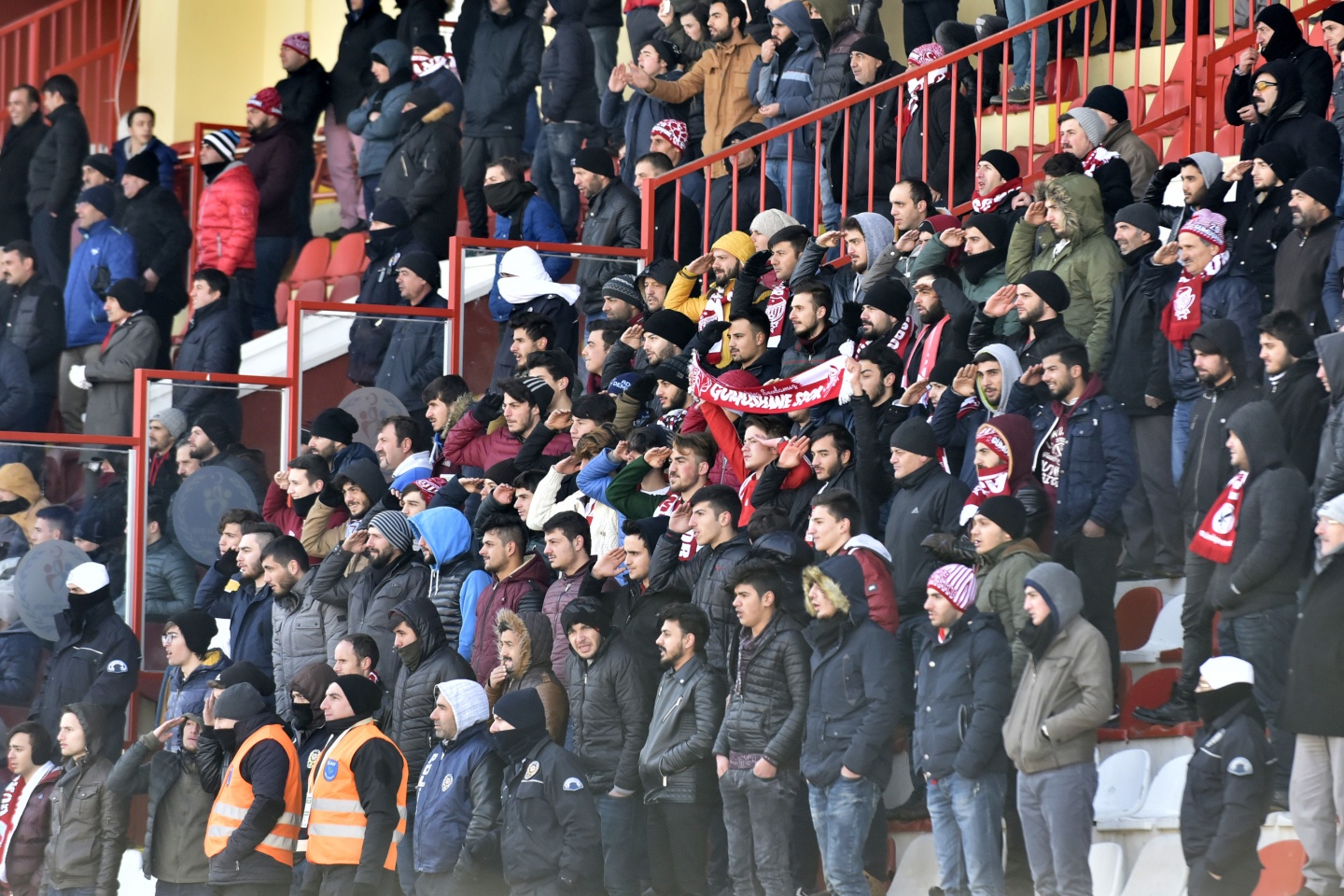 Harikasın Gümüş'üm: 1-1 56