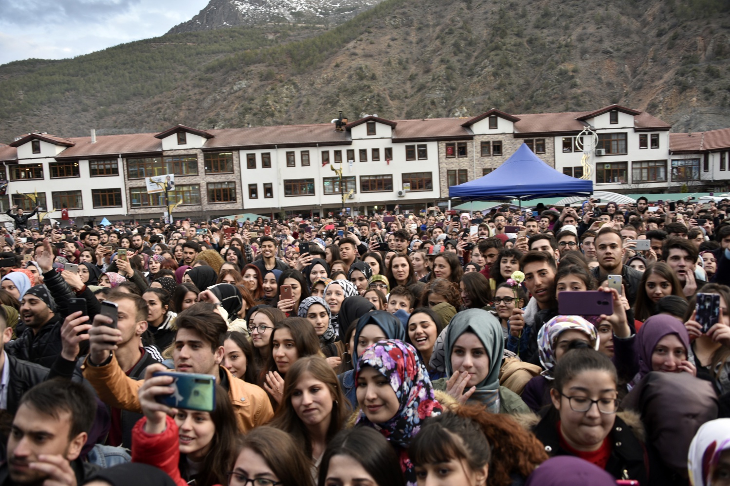 Gümüşhane’de Başkan Çimen’e destek konseri 76