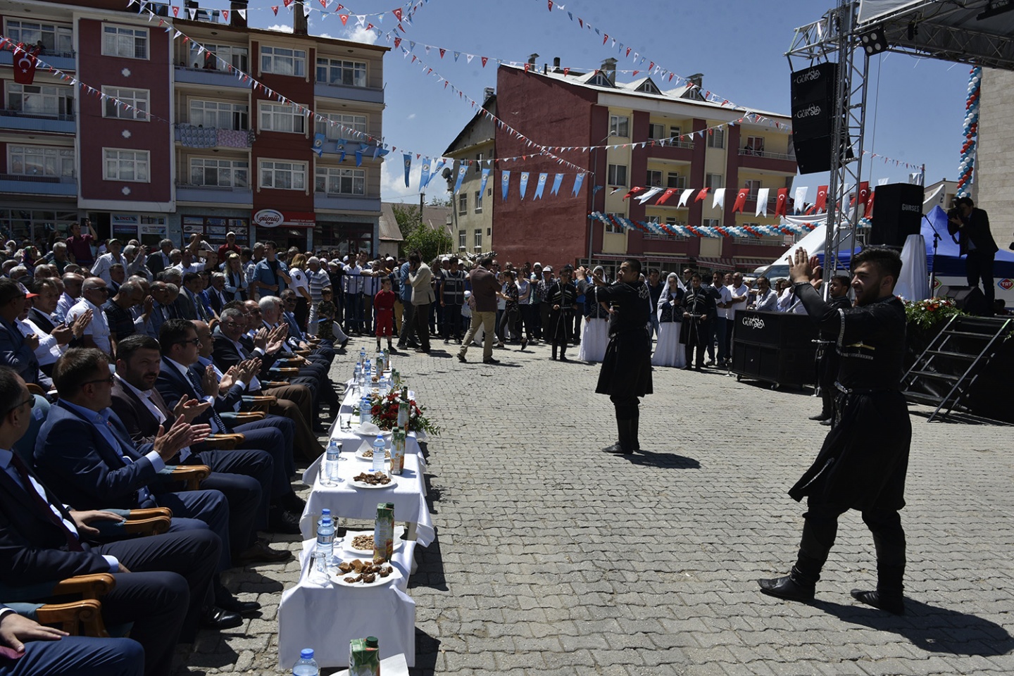 Başbakan Yardımcısı Fikri Işık Şiran'da 15