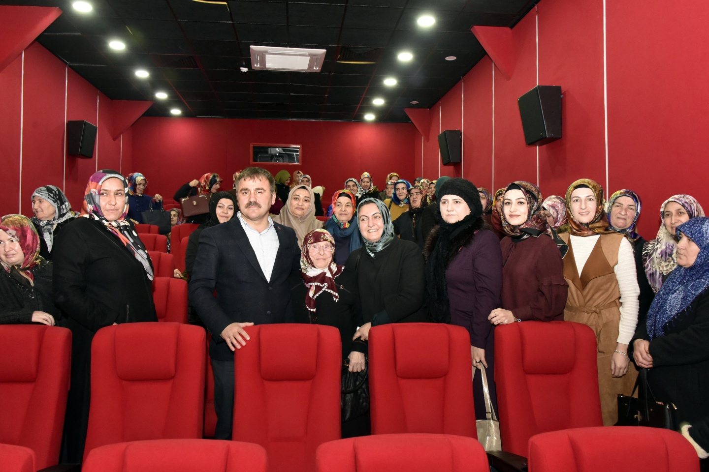 Hayatlarında ilk kez sinemaya gittiler 9