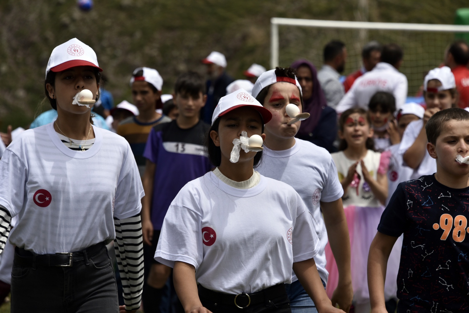 2 bin metredeki yaylada spor şenliği yapıldı 19