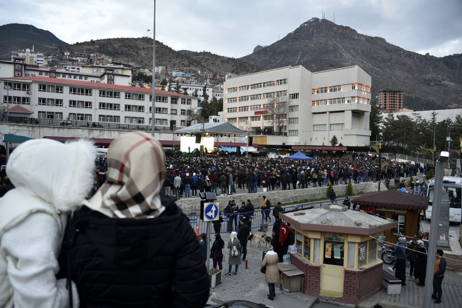 Gümüşhane’de Başkan Çimen’e destek konseri 75