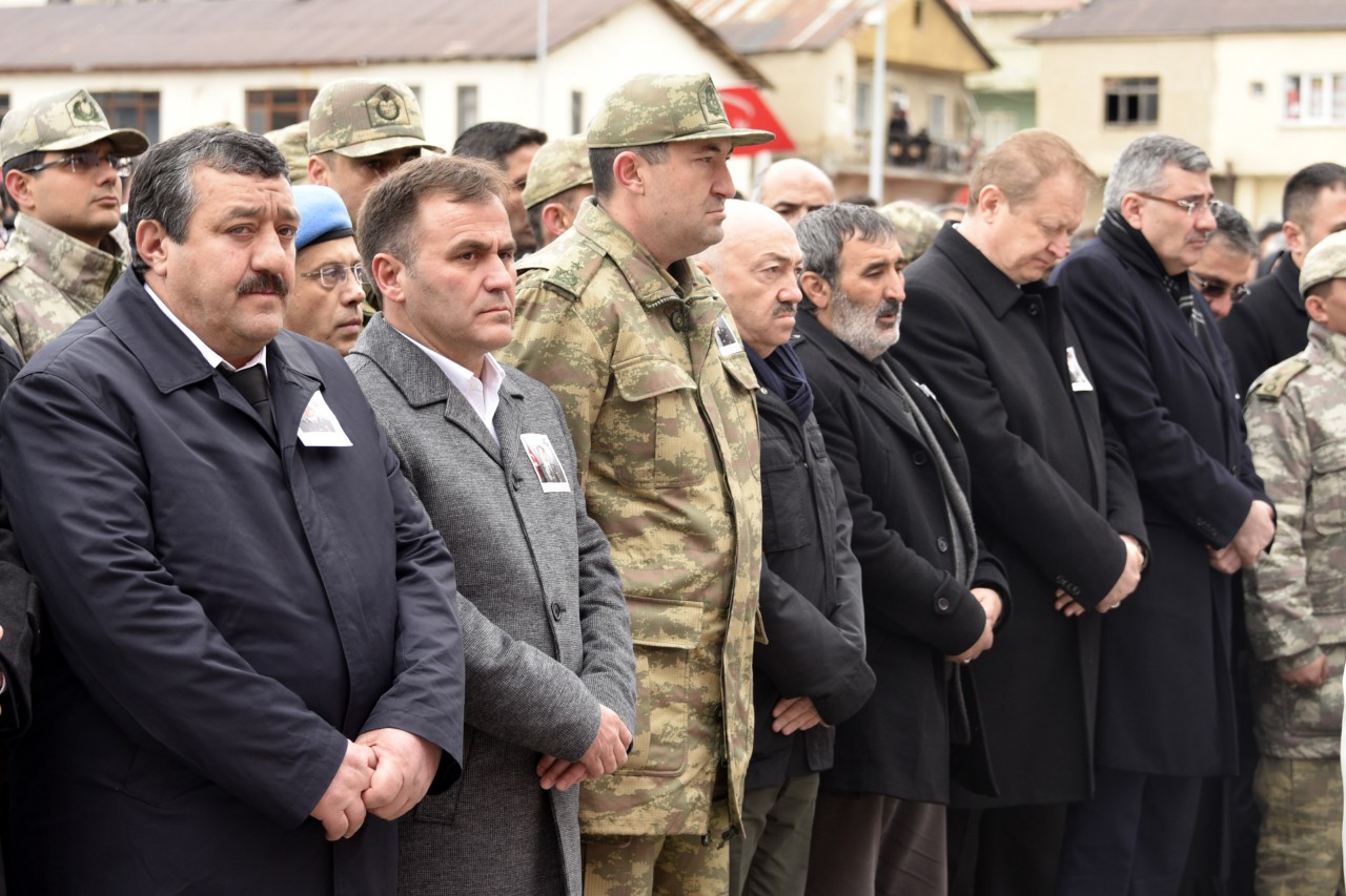 Gümüşhane şehidini uğurladı… 17