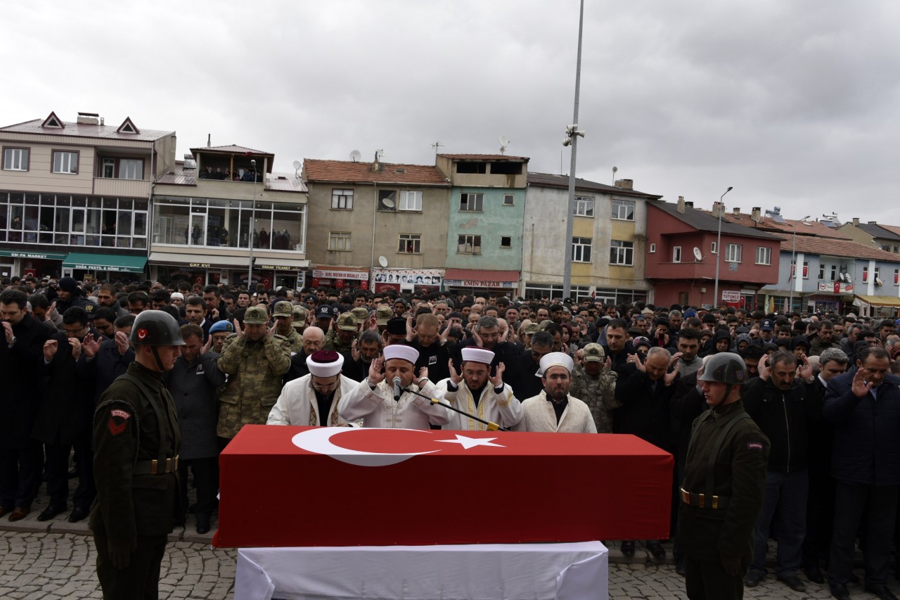 Gümüşhane şehidini uğurladı… 19