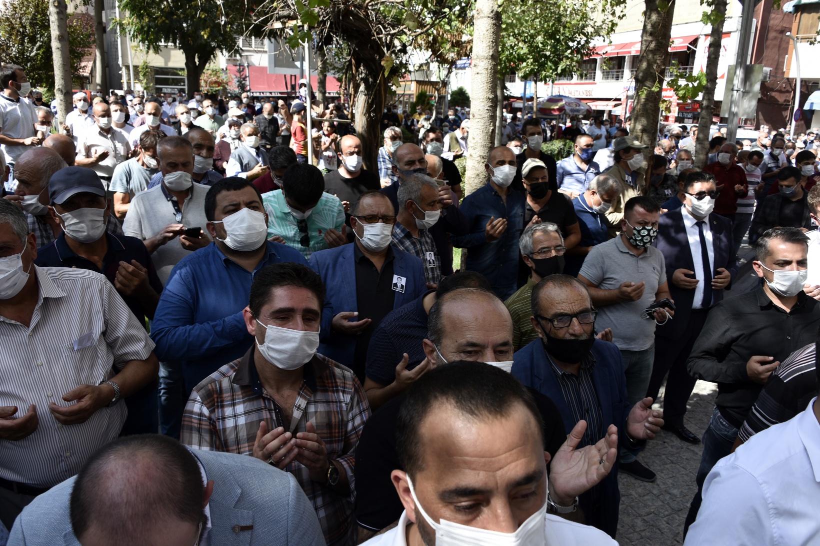 Mustafa Canlı son yolculuğuna uğurlandı 31