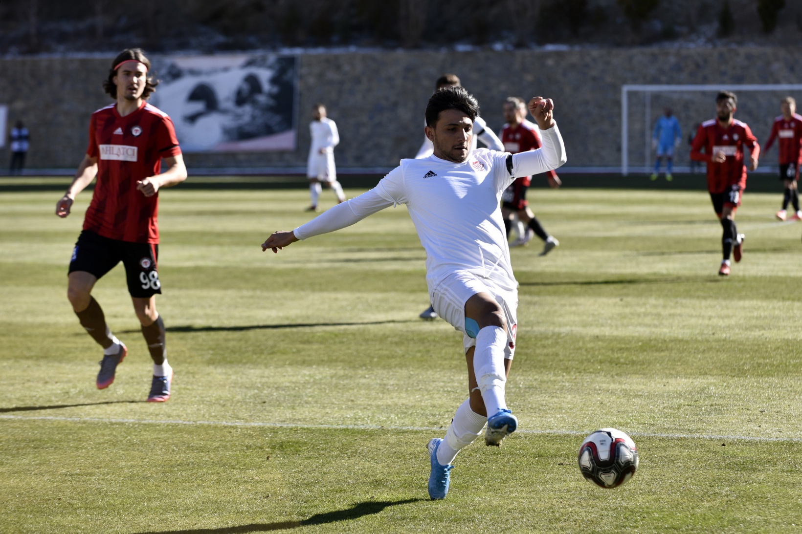 Gümüş perişan: 1-4 22