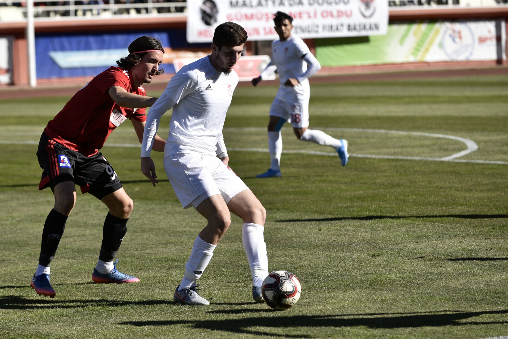 Gümüş perişan: 1-4 37