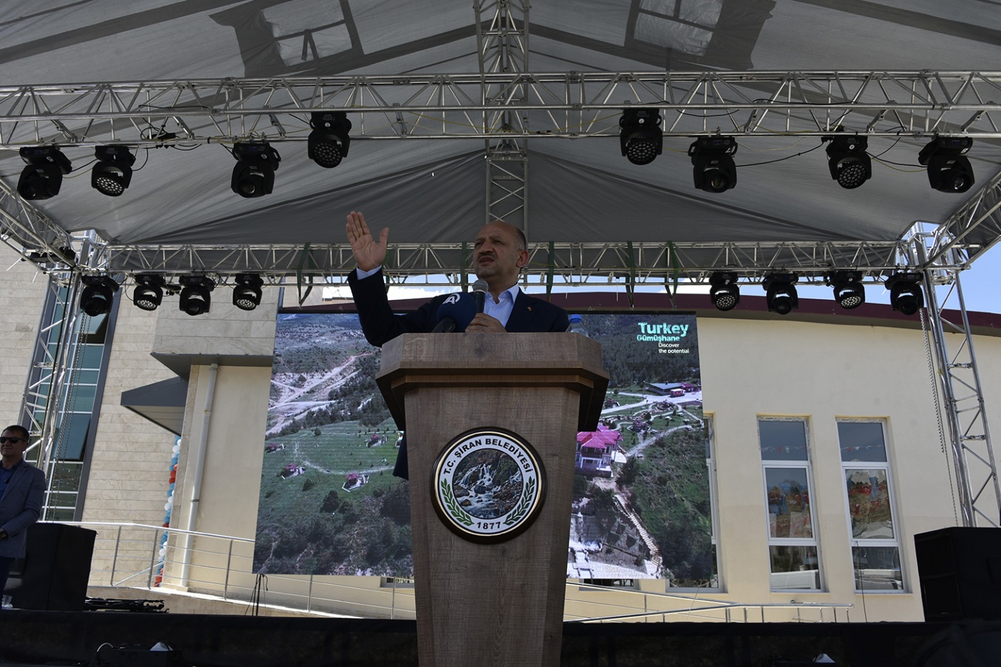 Başbakan Yardımcısı Fikri Işık Şiran'da 32