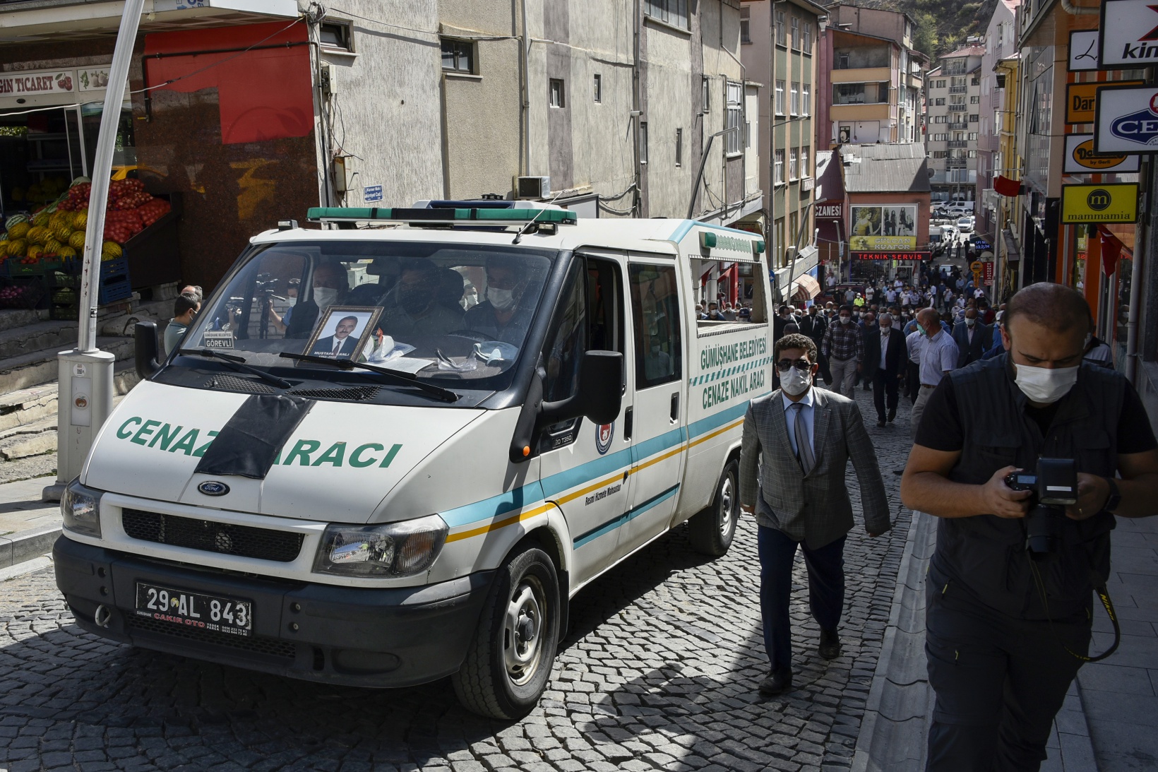 Mustafa Canlı son yolculuğuna uğurlandı 8