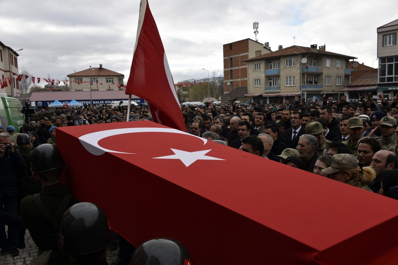 Gümüşhane şehidini uğurladı… 26