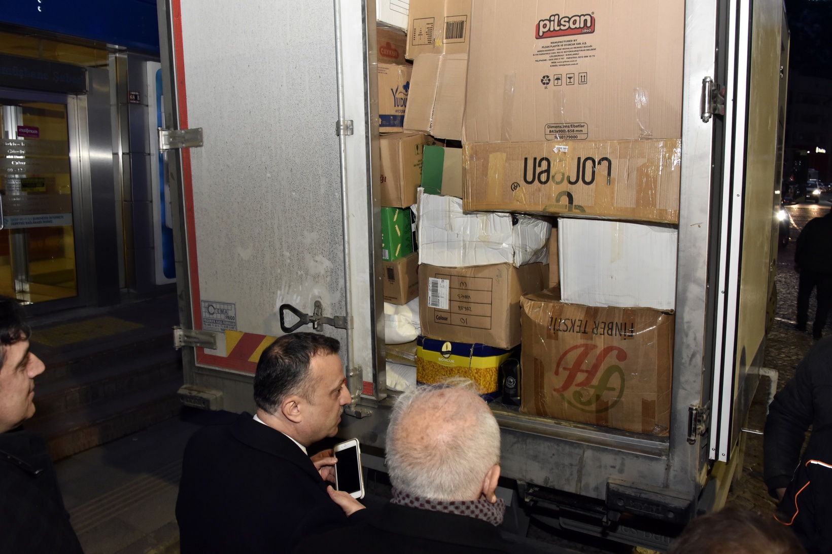 Gümüşhane’den Elazığ ve Malatya’ya yardım eli 7