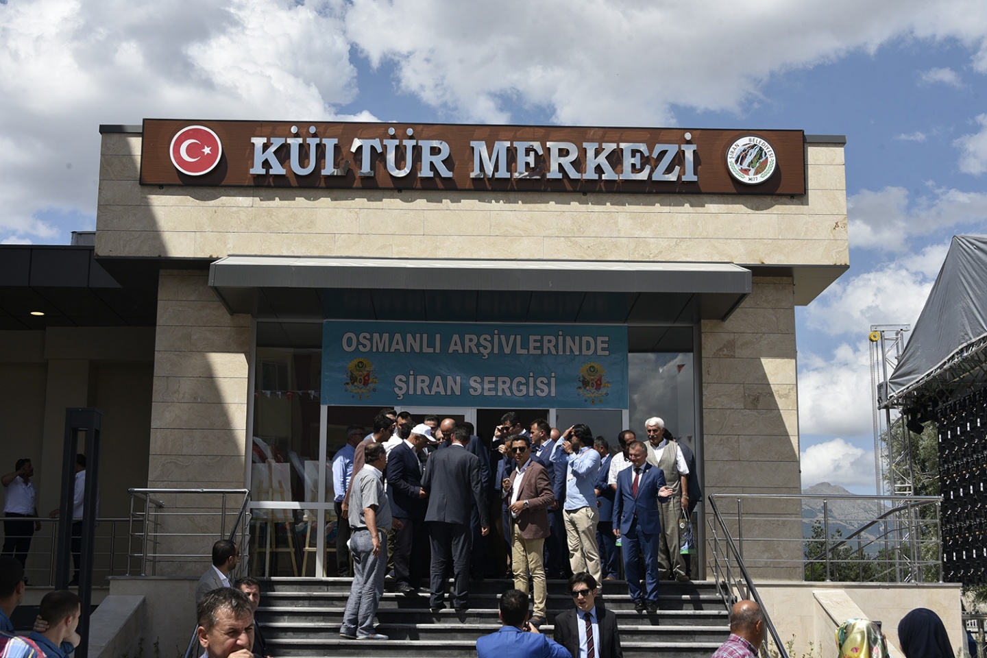 Başbakan Yardımcısı Fikri Işık Şiran'da 45