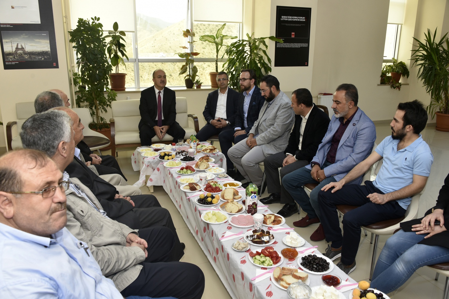 Gümüşhane Üniversitesi Gazetecilik bölümü bu yıl öğrenci alacak 4