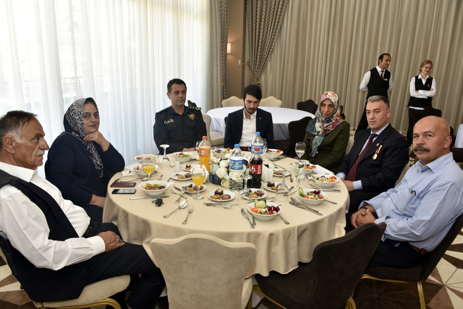 Vali Taşbilek’ten gaziler onuruna yemek 26