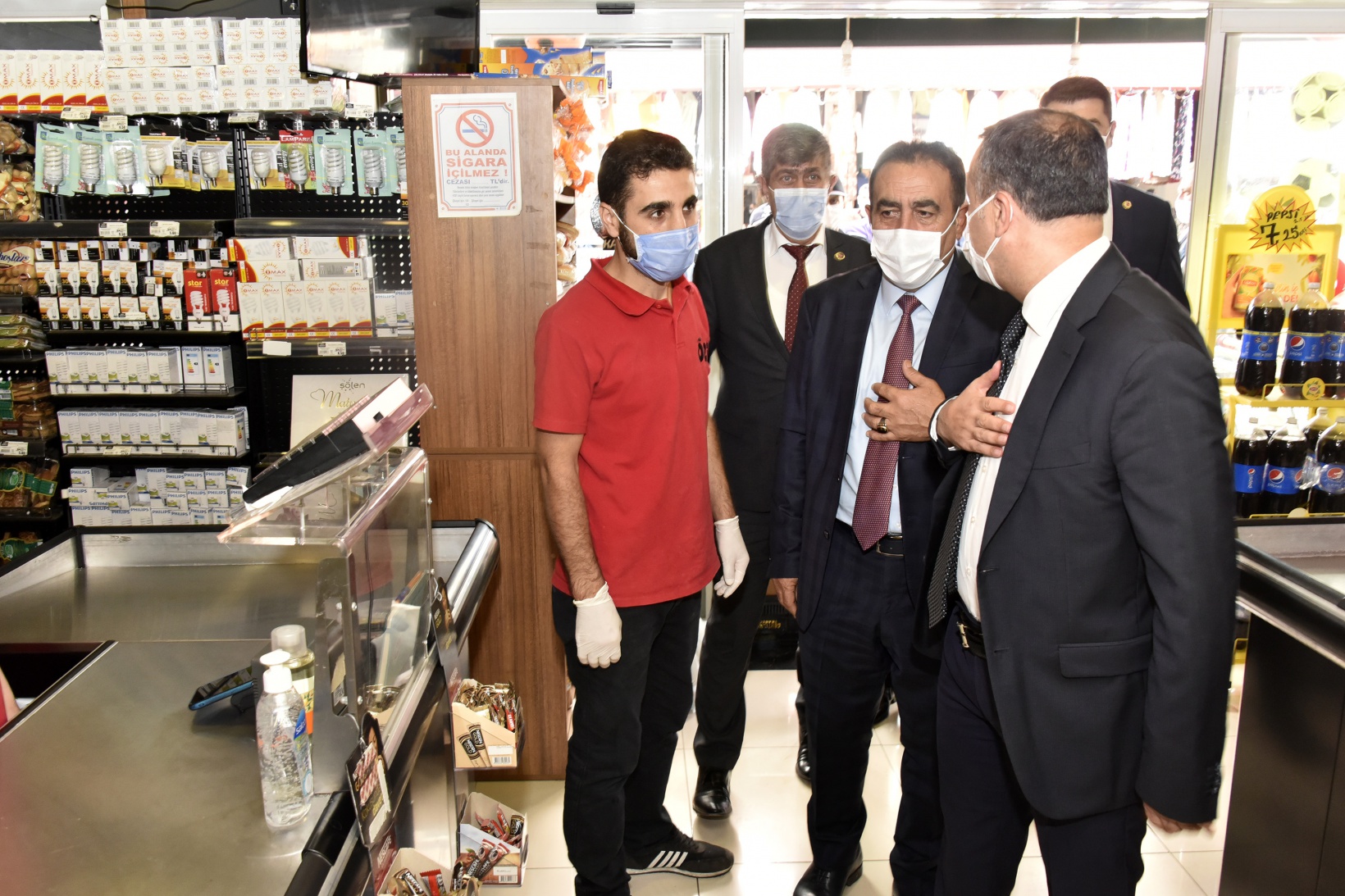 Torul’da geniş kapsamlı koronavirüs denetimi 14