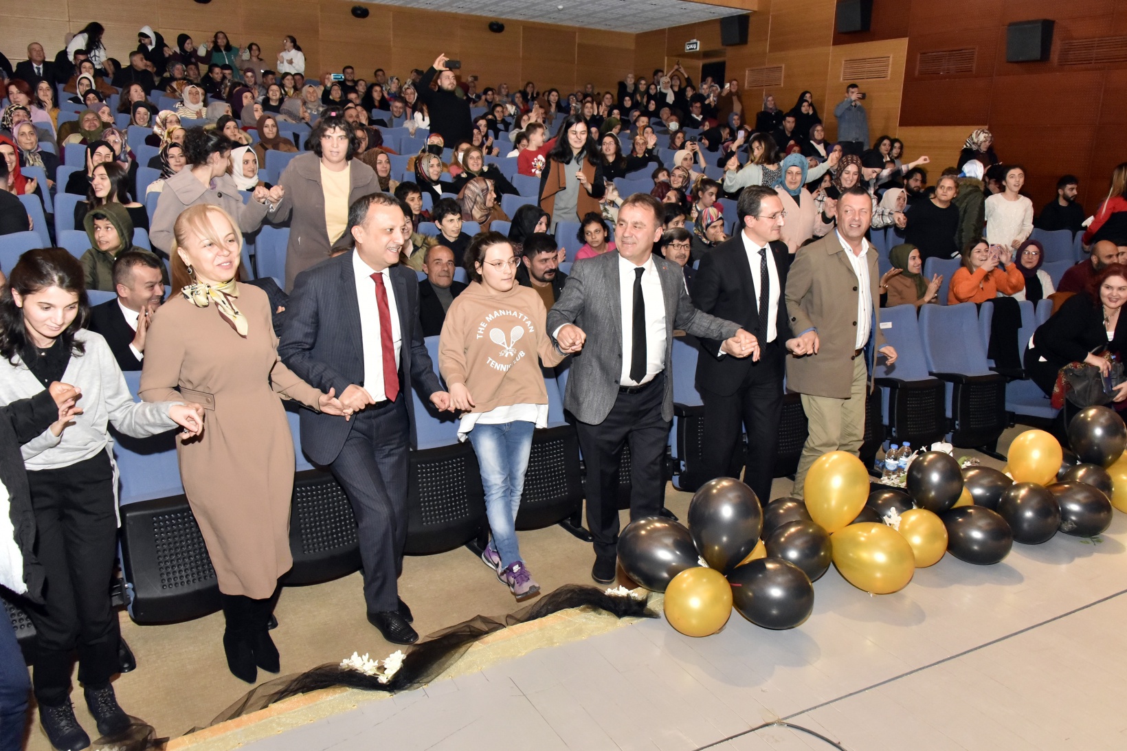 Gümüşhane'de 3 Aralık Dünya Engelliler Günü kutlandı 15