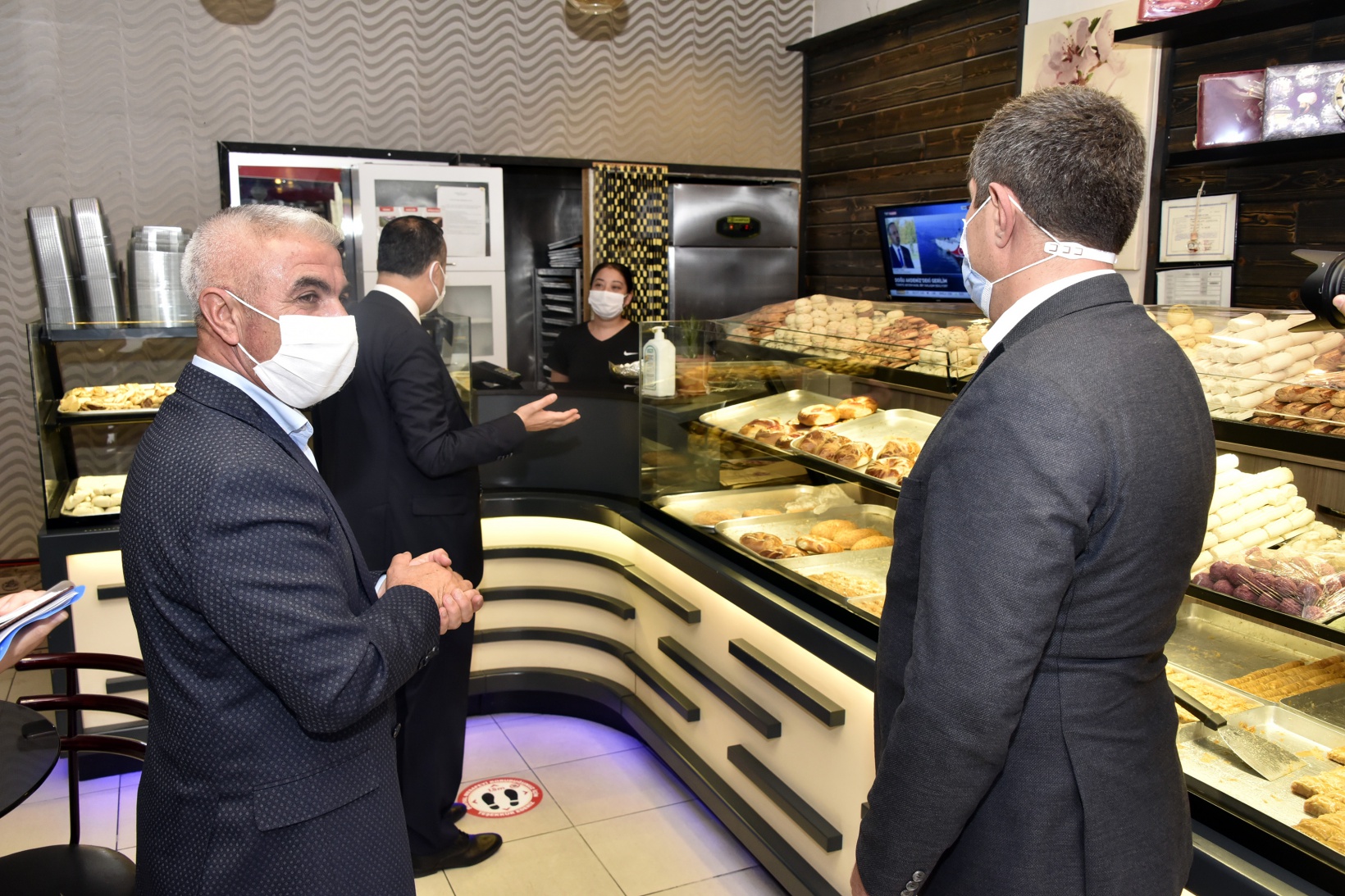 Torul’da geniş kapsamlı koronavirüs denetimi 39