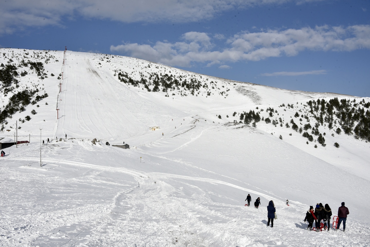 Doğu Karadeniz’in tek kayak merkezi Zigana’da sezon açıldı 2