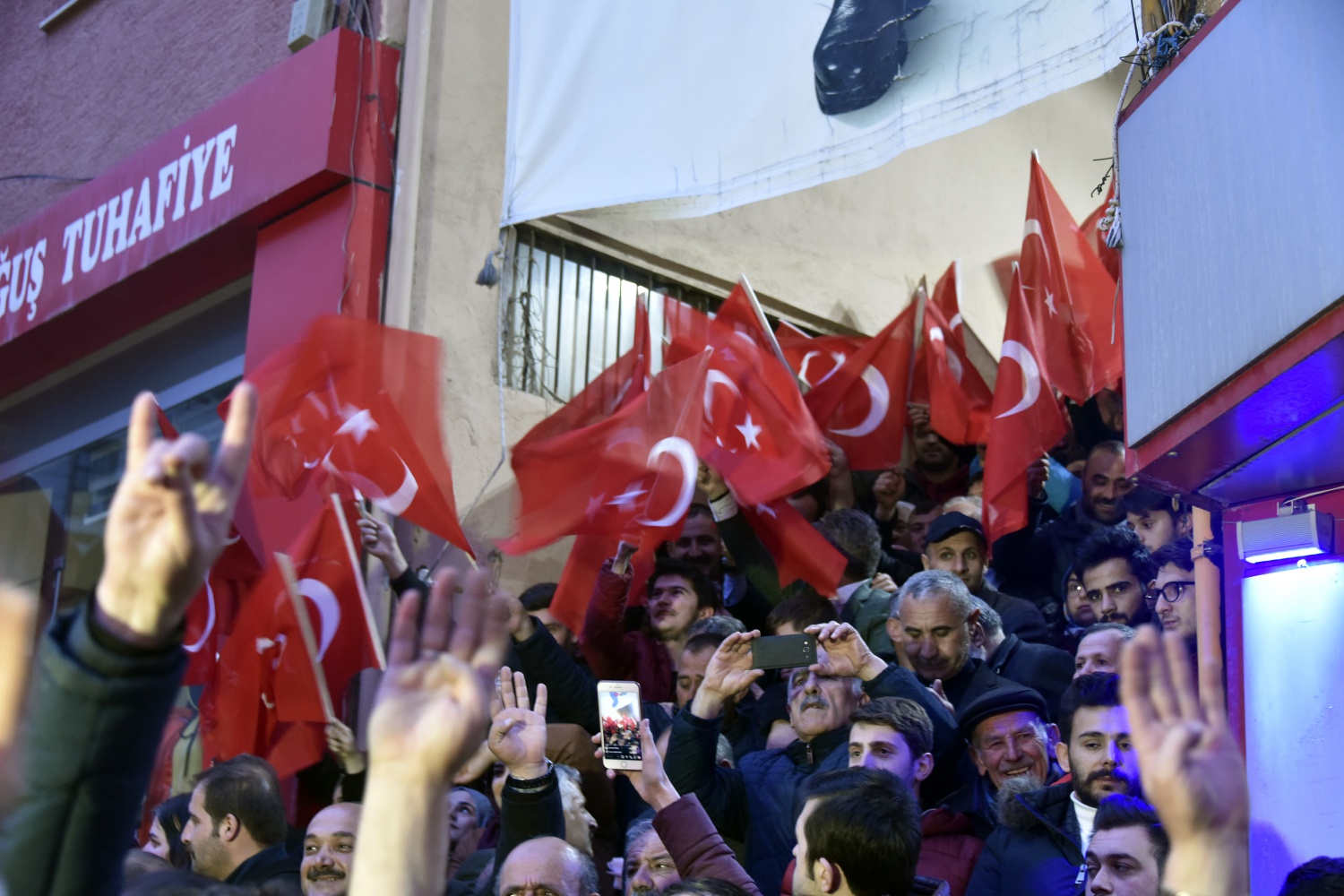 Gümüşhane’de sevinç gösterileri 11