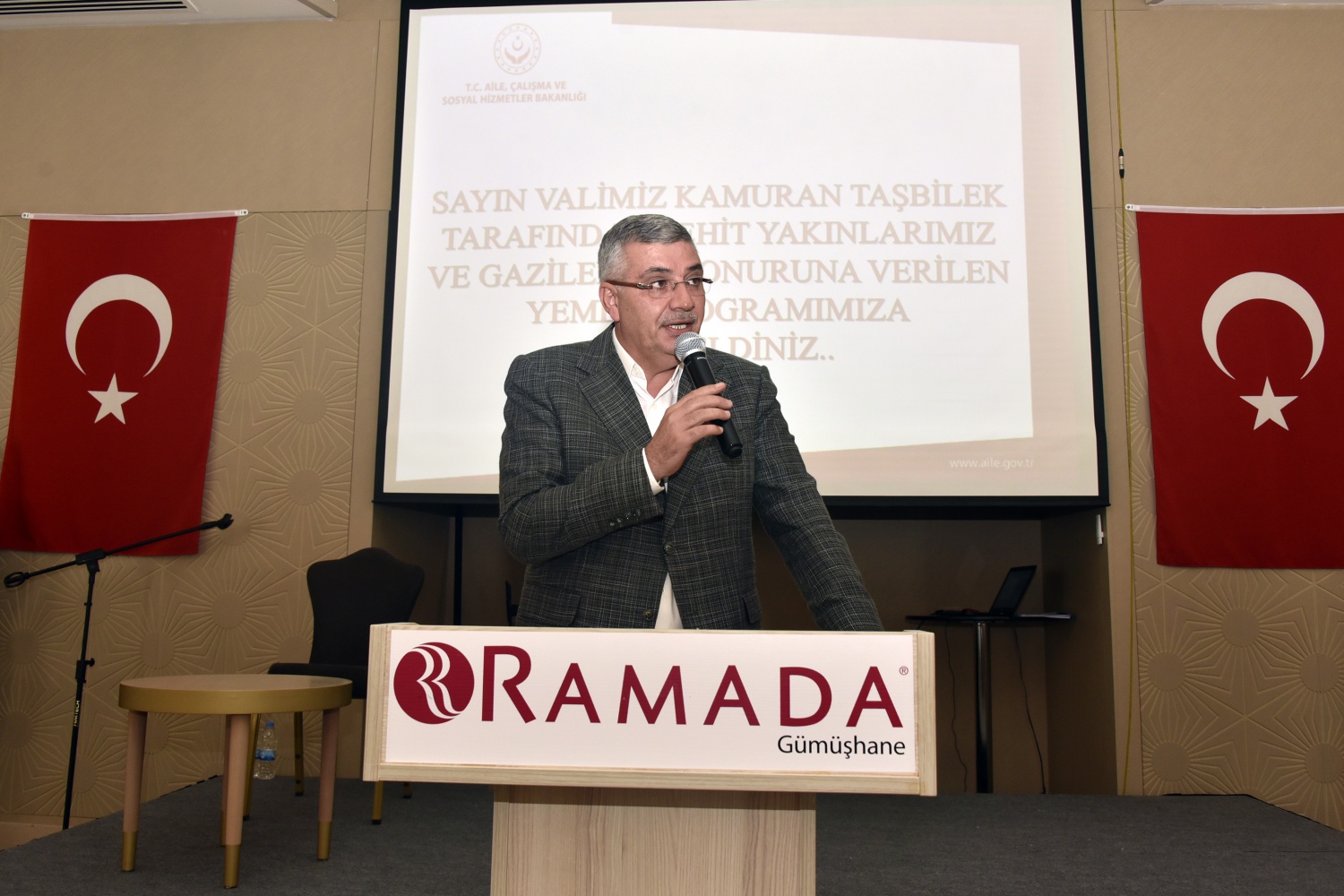 Vali Taşbilek’ten gaziler onuruna yemek 4