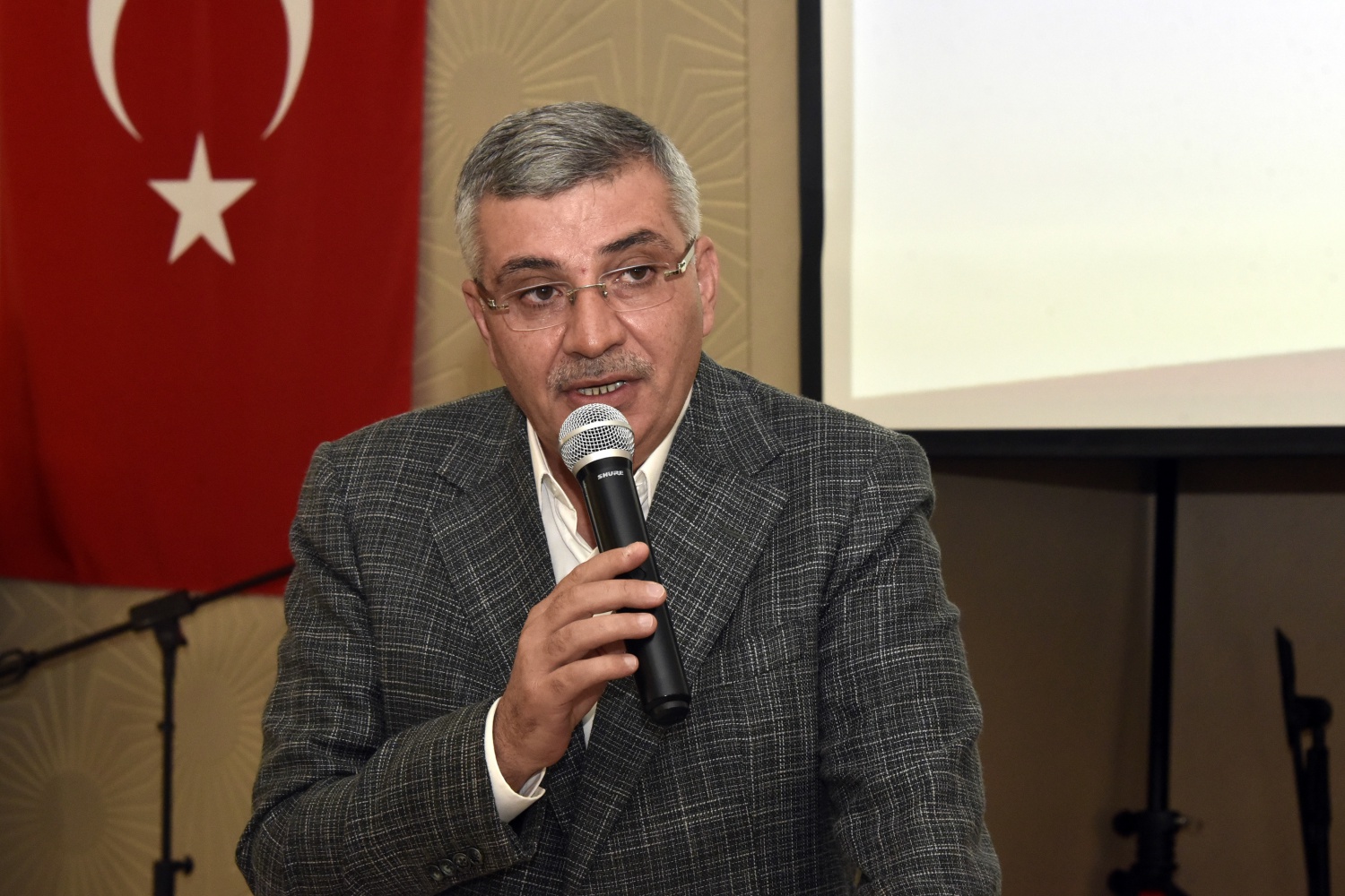 Vali Taşbilek’ten gaziler onuruna yemek 3