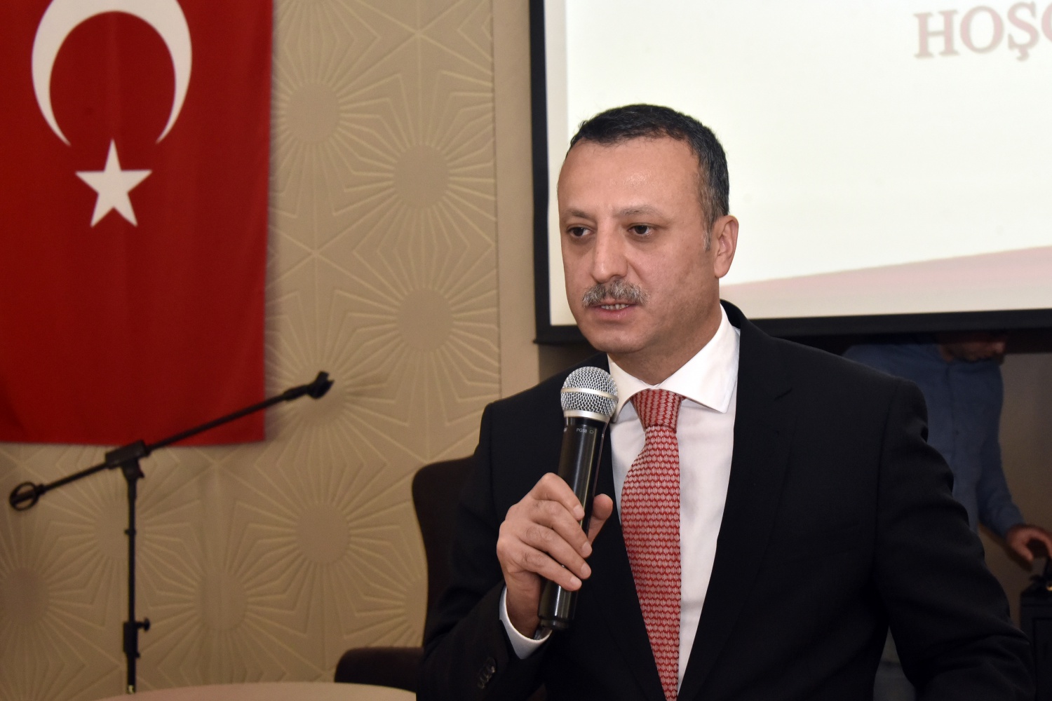 Vali Taşbilek’ten gaziler onuruna yemek 17