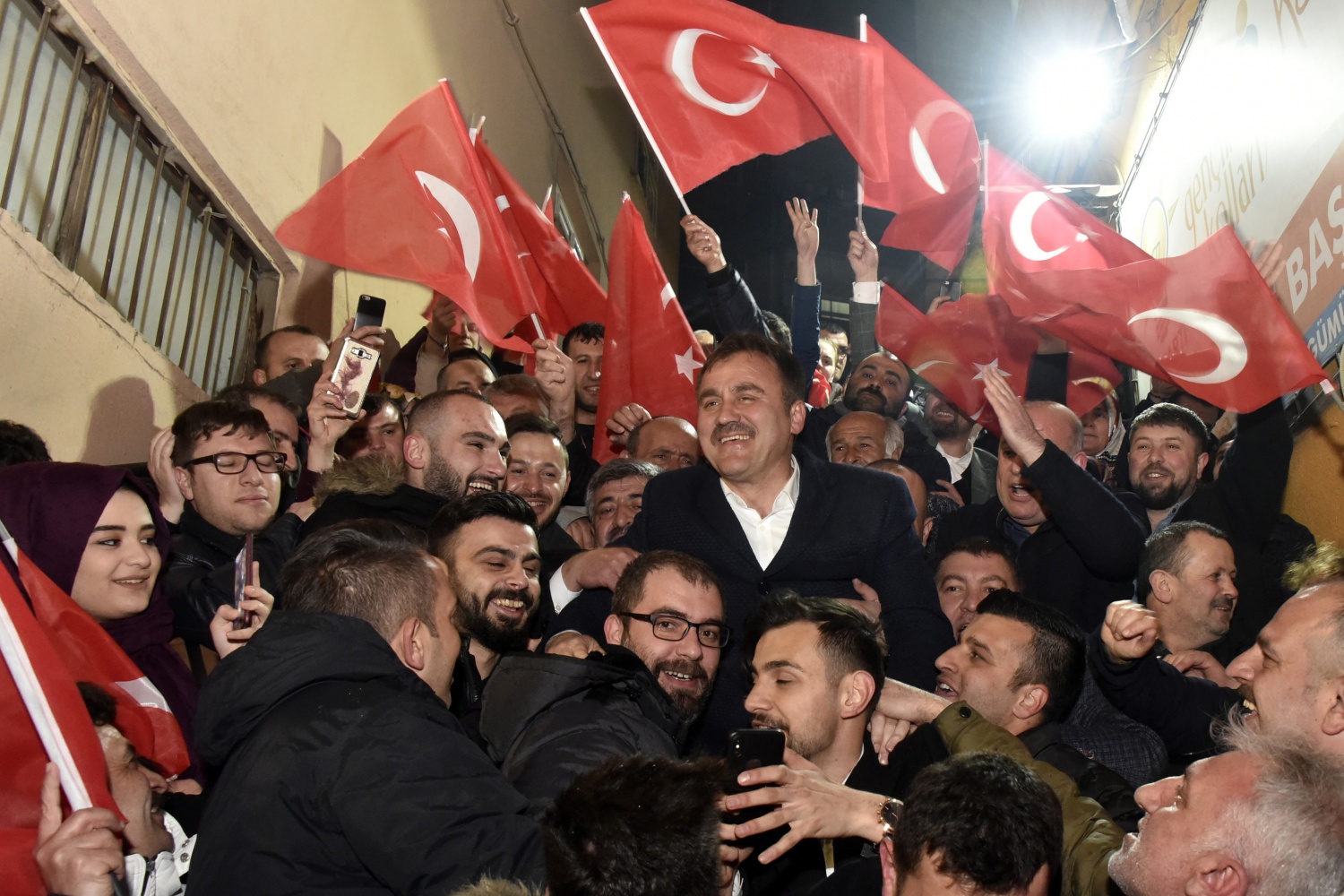 Gümüşhane’de sevinç gösterileri 26