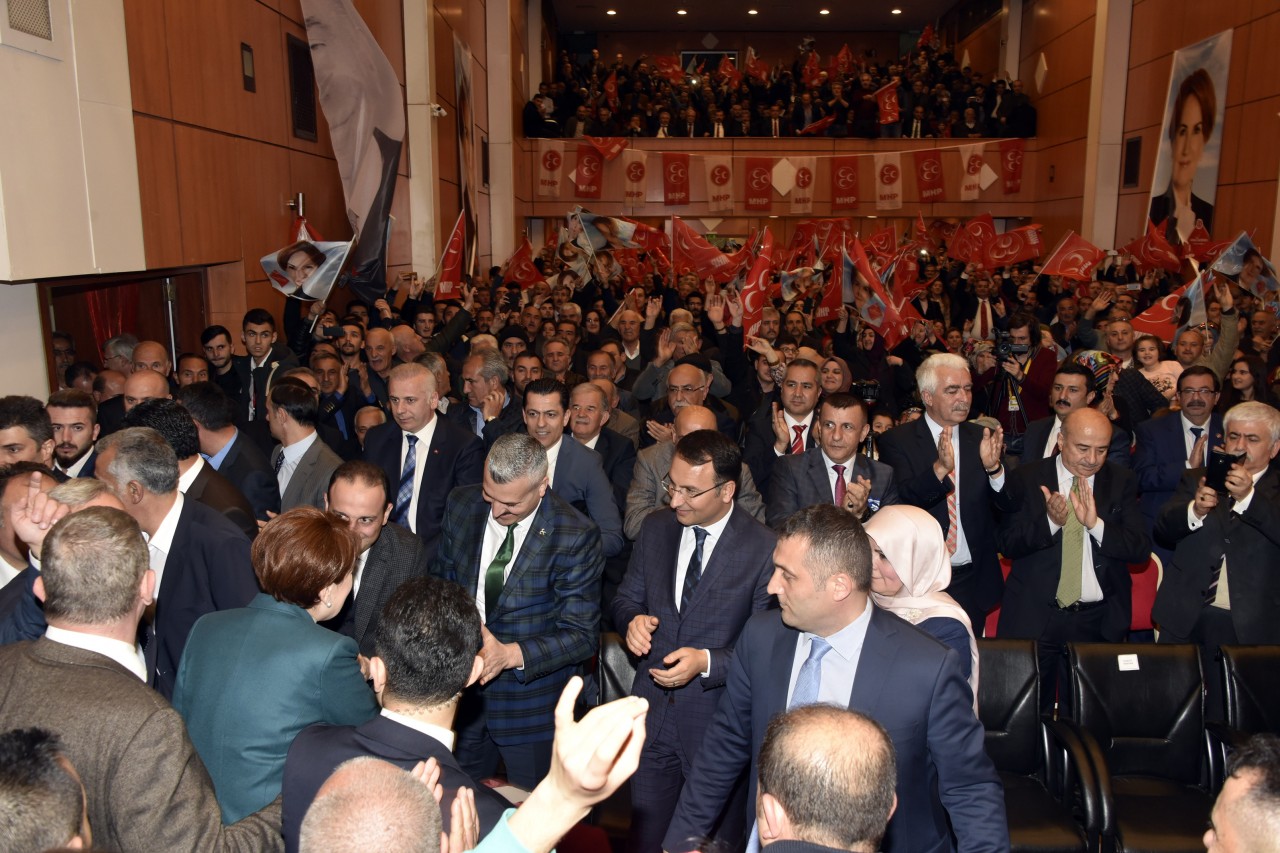 Akşener Gümüşhane’de 11