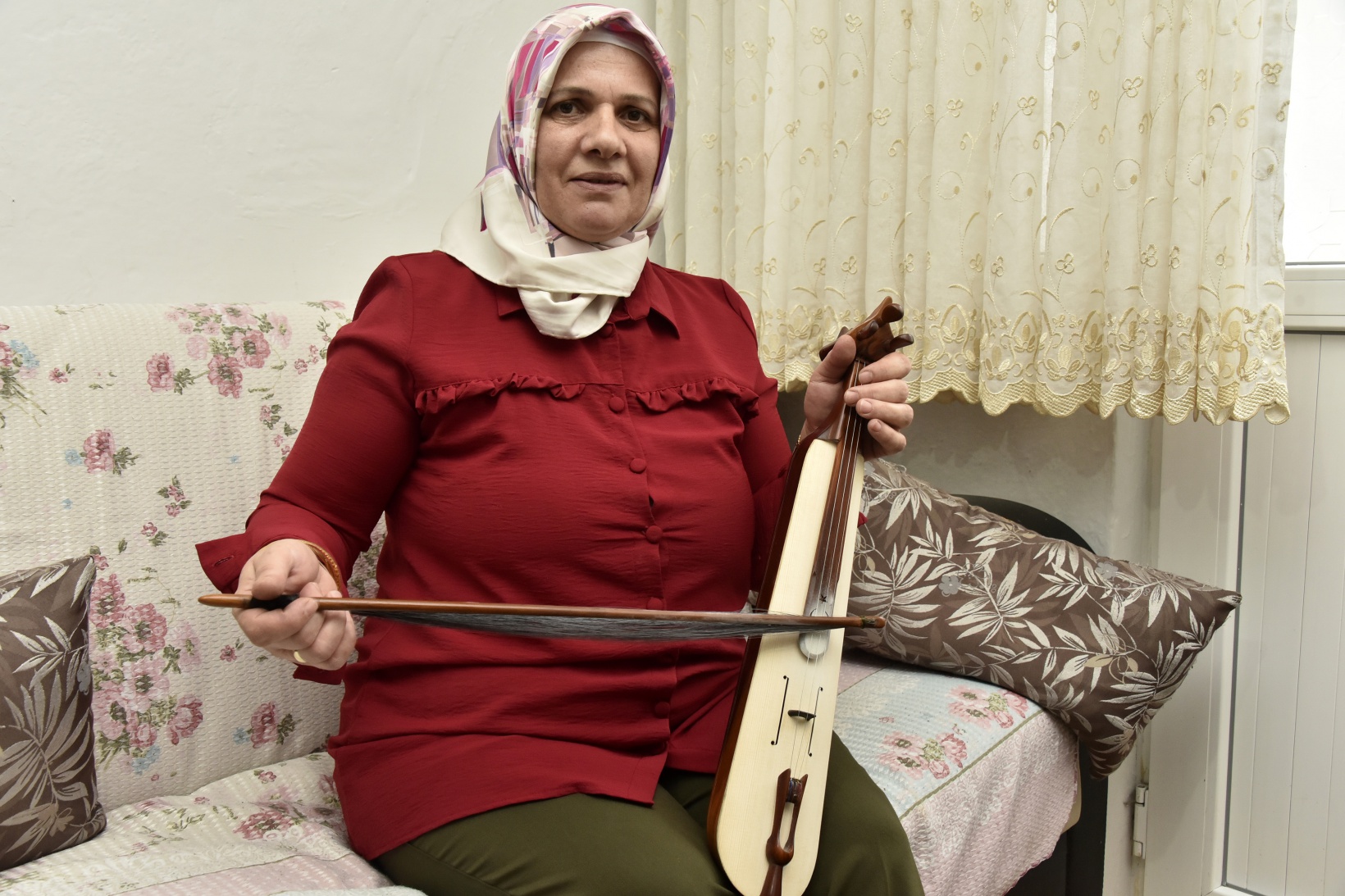 Kemençenin sultanı: Emine Vamin Çolak 7