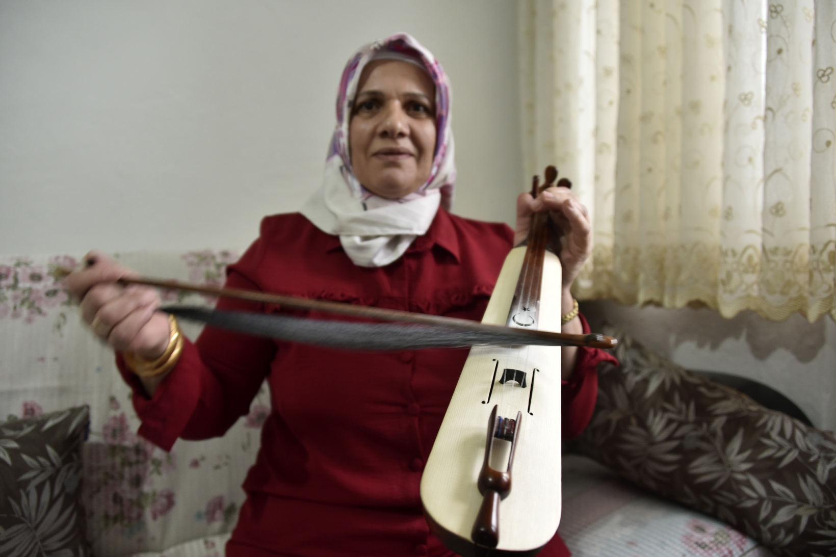 Kemençenin sultanı: Emine Vamin Çolak 4