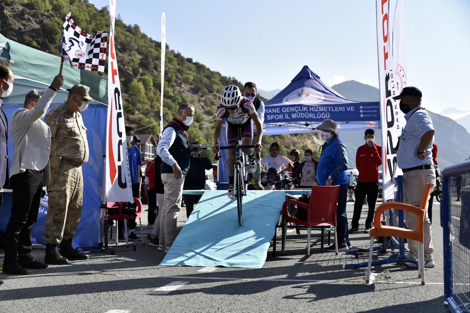 Türkiye Yol Bisikleti Yarışları tarihi ipek yolunda başladı 16