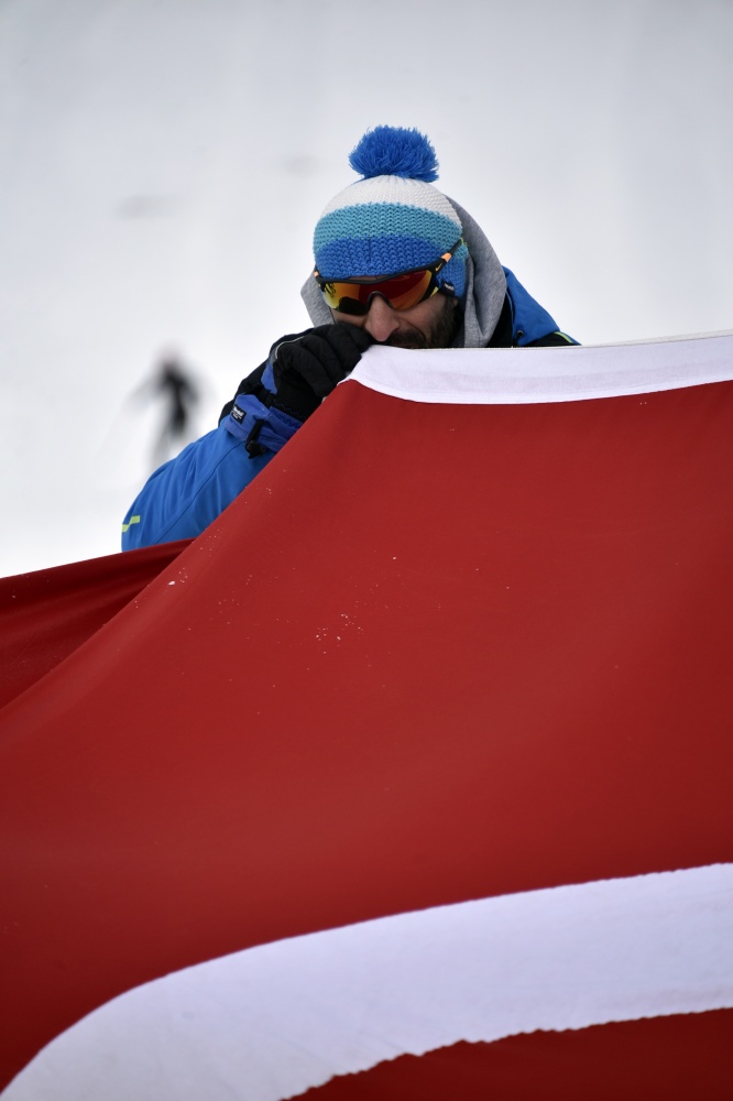 Doğu Karadeniz’in tek kayak merkezi Zigana’da sezon açıldı 8