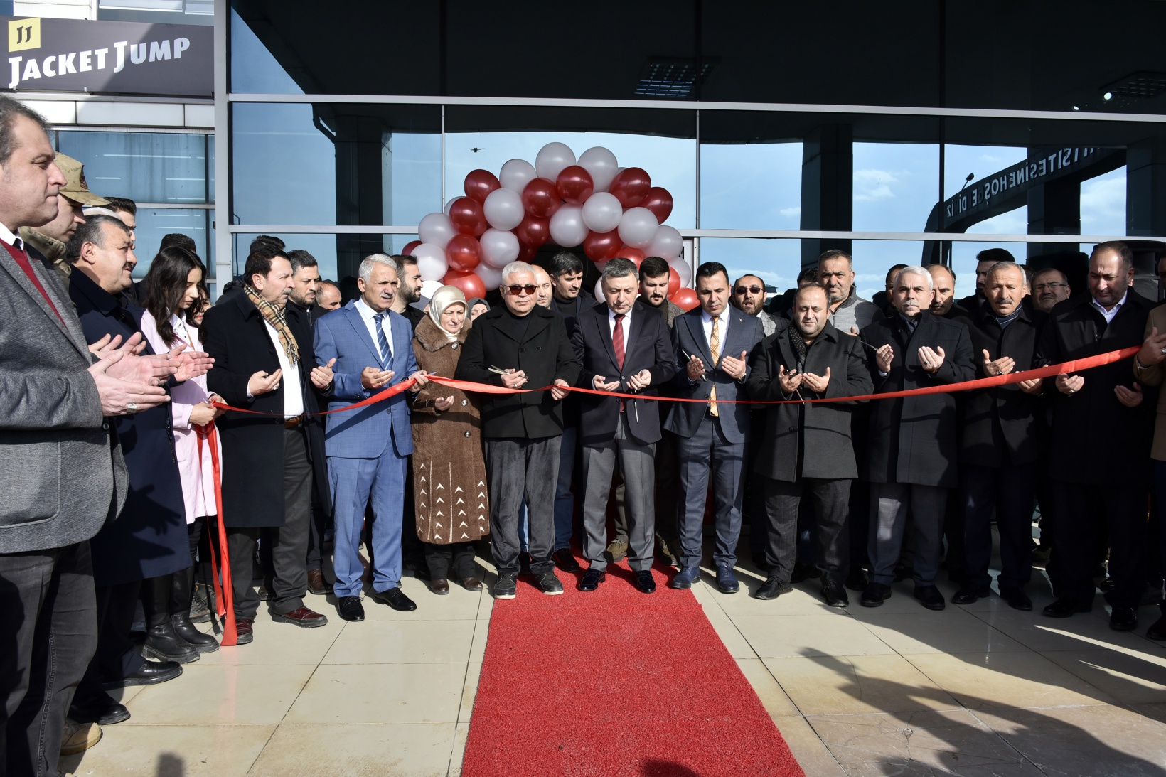 Kelkit’te tamamı kadın çalışanlardan oluşan tekstil atölyesi açıldı   11