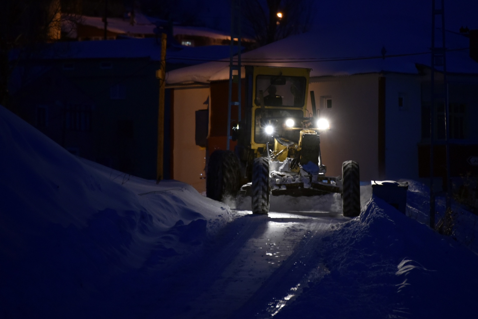 Gümüşhane’de karla mücadele çalışmaları devam ediyor 22