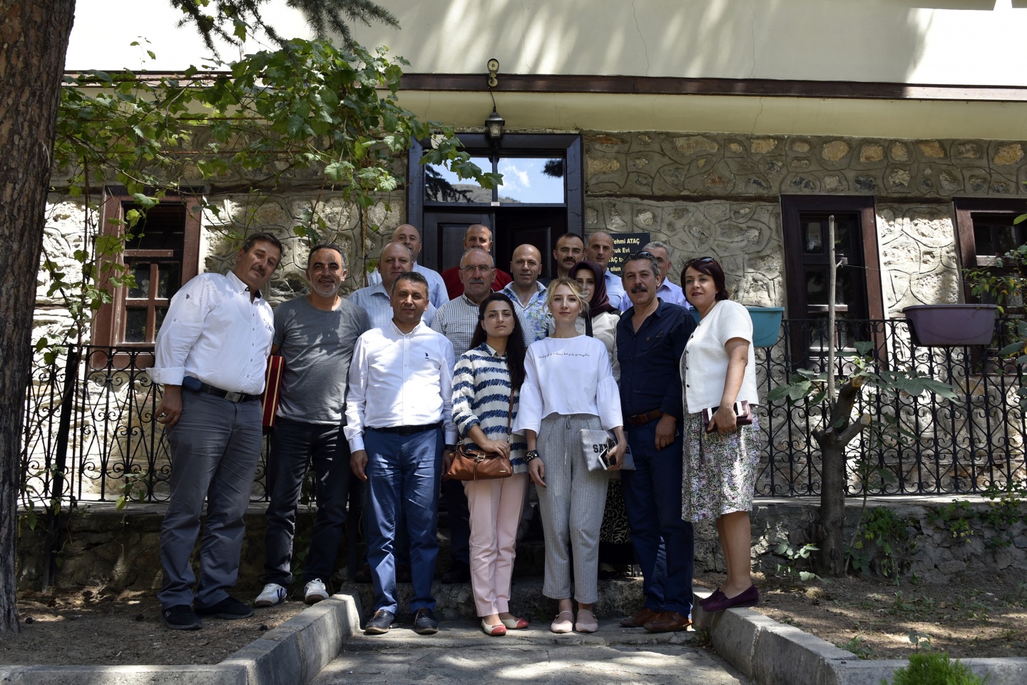 ‘Doğduğumuz yere borcumuz var’ 15